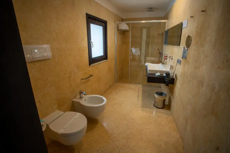 Bagno con finestra - Tripla Deluxe